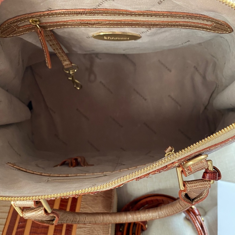 SOLD!✨SALE✨NEW✨BRAHMIN SET✨VIVIAN RARE TRI-LEATHER BAG & MATCHING BRAHMIN WALLET - Picture 14 of 16